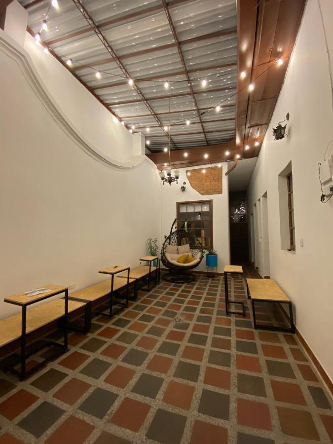 Banana Hostel Богота Екстериор снимка