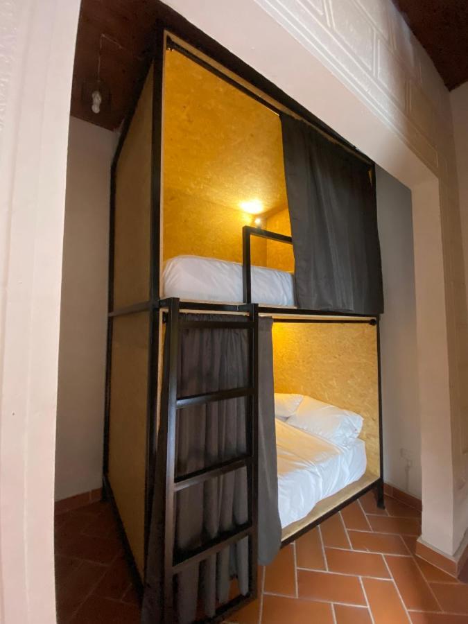 Banana Hostel Богота Екстериор снимка
